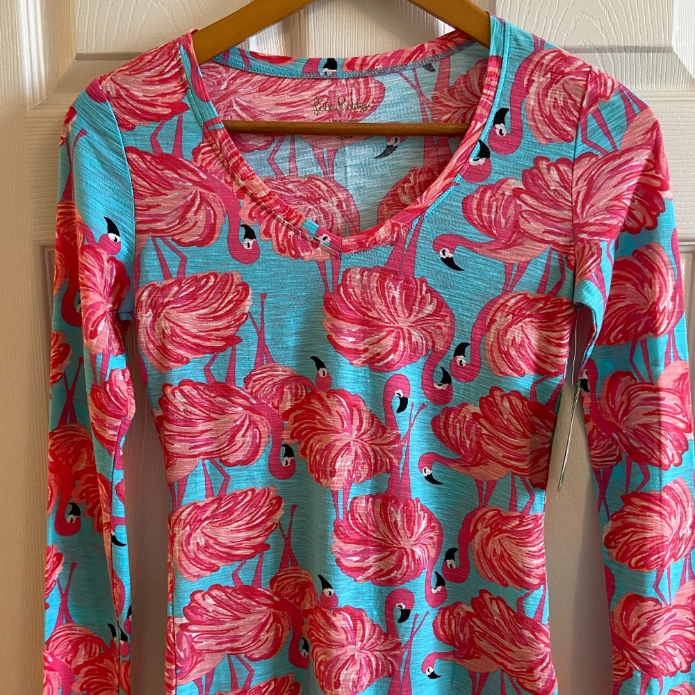 Lilly Pulitzer Amanda Long Sleeve V-Neck: Shorely Blue A Little Leg
